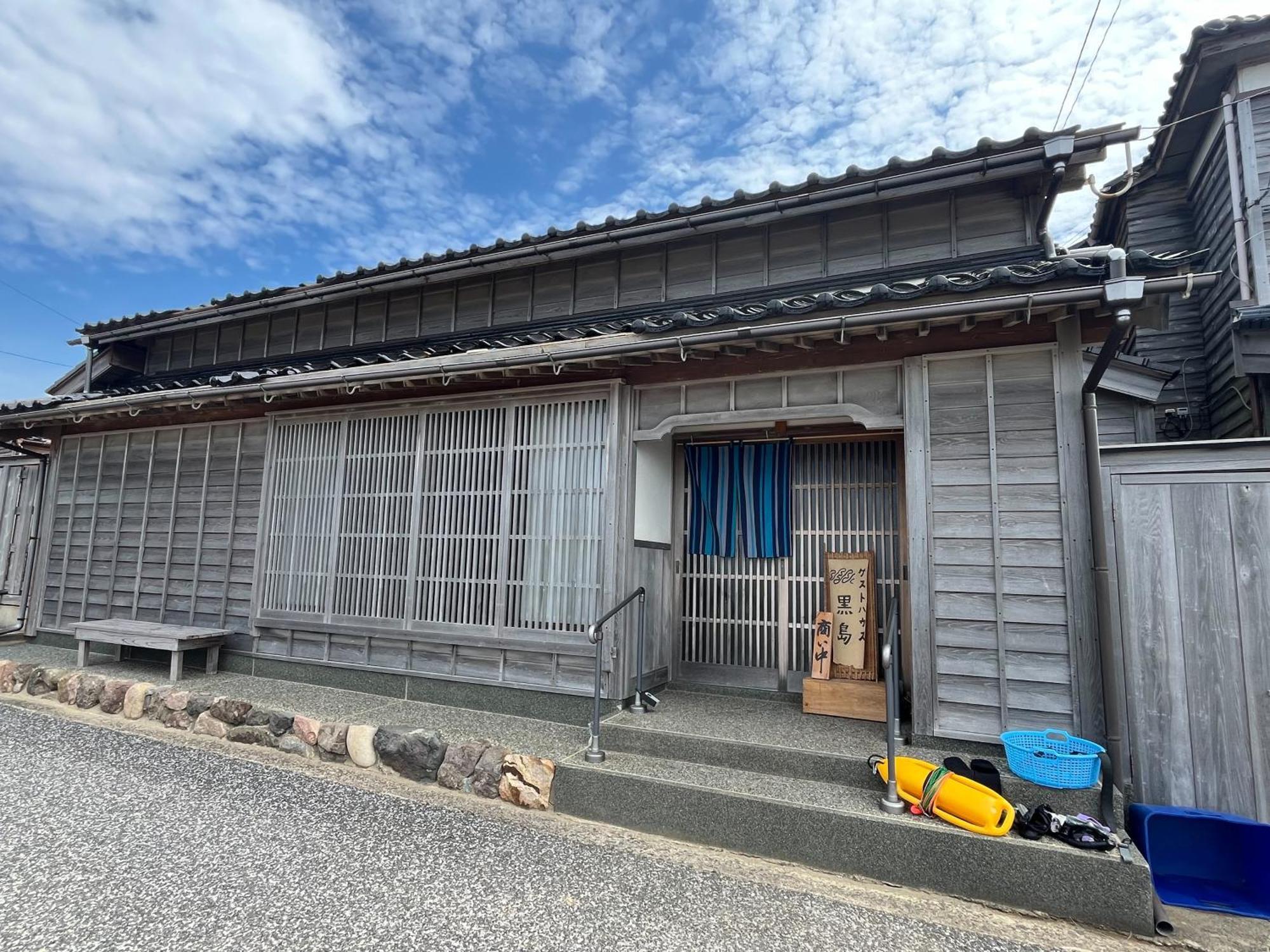 ゲストハウス黒島 Anamizu Экстерьер фото